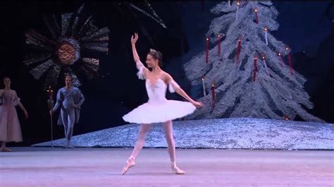 MERRY CHRISTMAS TO ALL "The Nutcracker" in 10 minutesWhy in 10 minutes Take it as- a video-short story to tellshow to someone - a quick video resume. . Youtube nutcracker ballet
